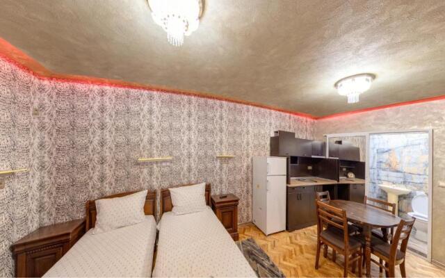Simona Guest House