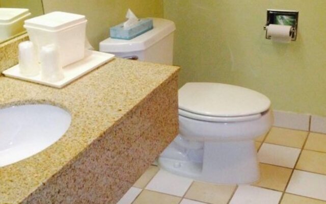 Rodeway Inn & Suites