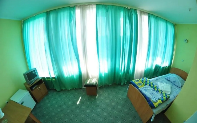 Tourist Hotel
