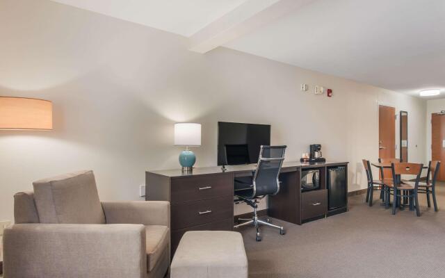 Sleep Inn & Suites