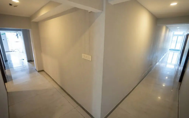 Hotel Vaishnavi Classic