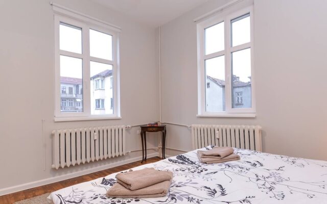 FM Luxury 1-BDR Apartment - Knyaz Boris