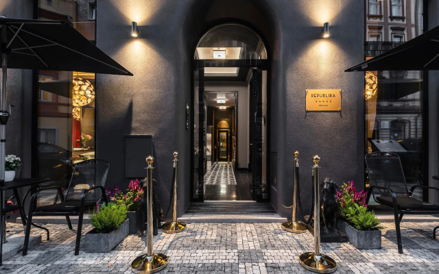 Numa Prague Republika