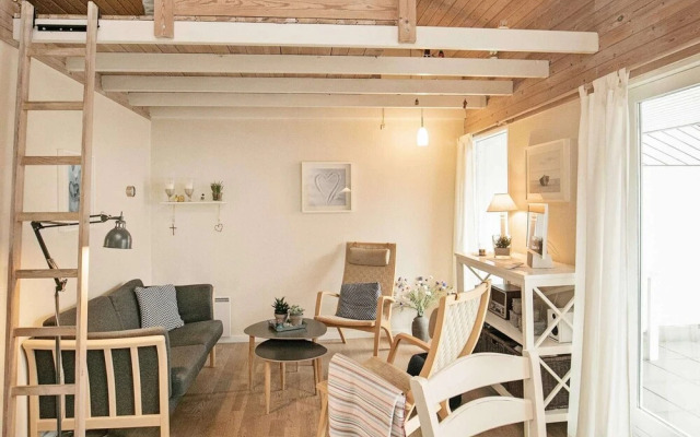 Cozy Holiday Home in Ã†rÃ¸skÃ¸bing near Sea