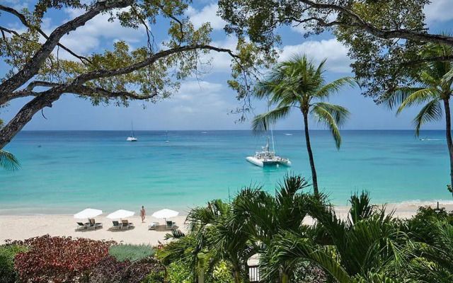 Coral Cove Beachfront Villas