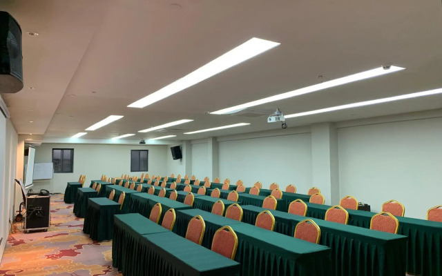 HanTing Hotel (Wuhan Wuchang Railway Station Qiyimen)