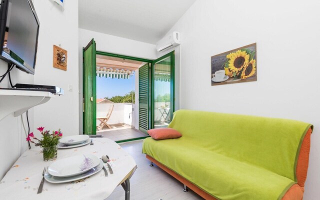 Amazing Home in Potocnica With Wifi and 1 Bedrooms