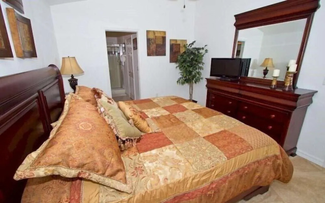 Vizcay Villa - Three Bedroom Home