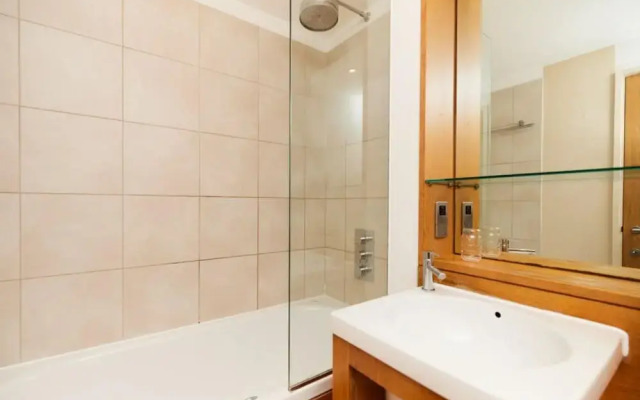 The Jasper Walk Escape - Charming 2bdr Flat With Balcony