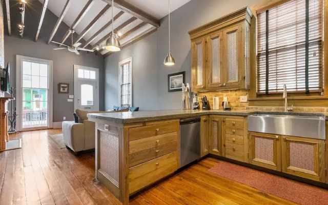 Apartment near French Quarter