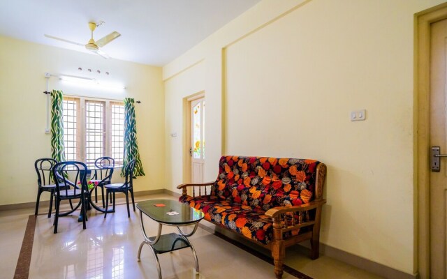 OYO 14081 Home Cozy Stay Elamakkara