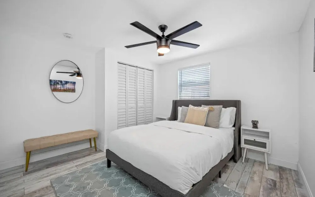 Paradise Haven- Amazing 4BR Oasis With Pool