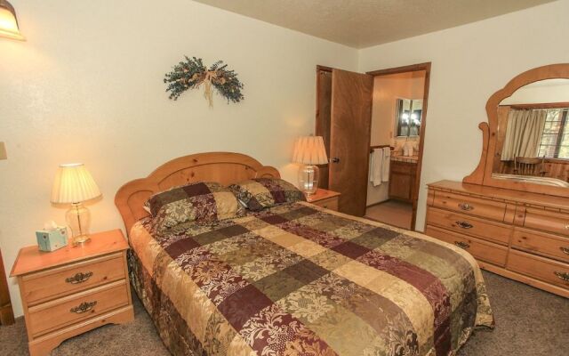 Crater Lake Villa