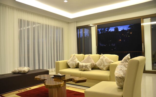 Magenta Hill View Villa 6 bedrooms with a private slide pool