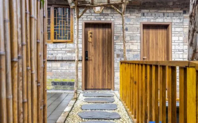Zhoufu B&B, Liujiang Ancient Town