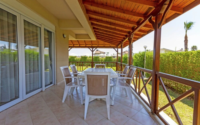 Paradise Town - Villa Colm