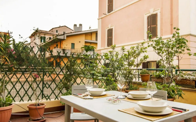 Appio Latino Terrace Apartment