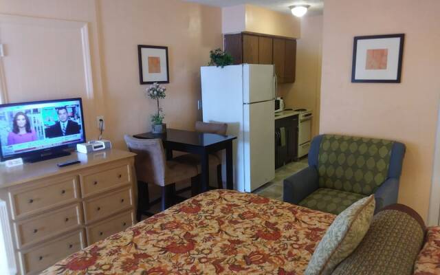 Siesta Motel and Surfside Cabanas