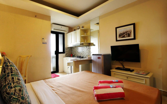 The London Living Apartment at Kebagusan City