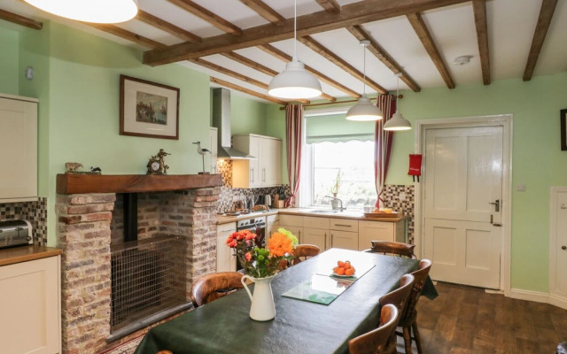 Airy Hill Old Farmhouse