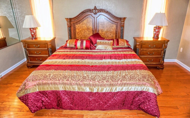 Treasure Island Luxury Intercoastal Home (745)