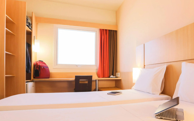 ibis Montes Claros Shopping