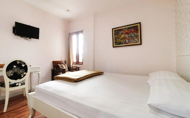Jayagiri Guesthouse By Belgareti