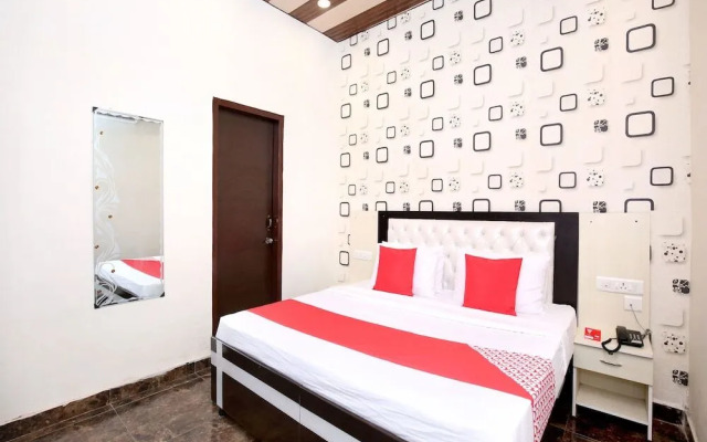 The Sitara Hotel By OYO Rooms
