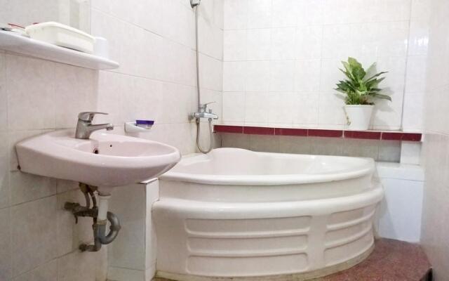 Quang Sang Hotel