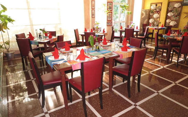 Le Vieux Nice Inn