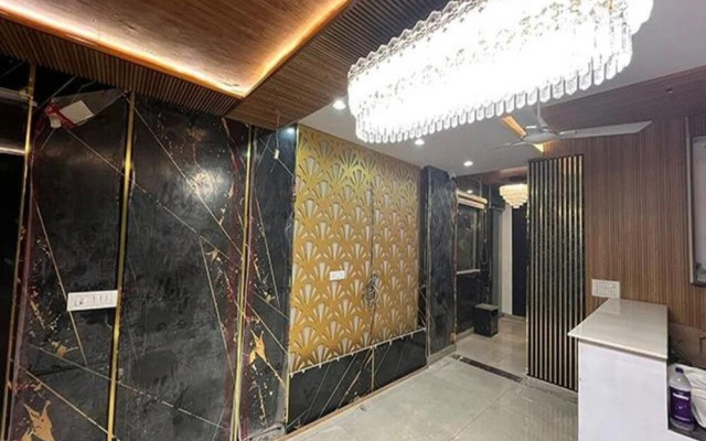 Fabhotel Angel Pink The Premium