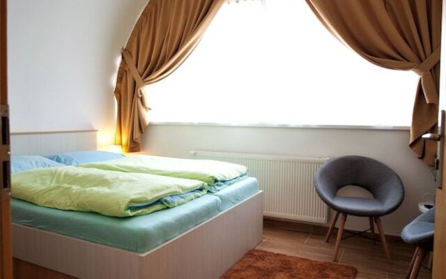 Penzion a restaurace U Pidly