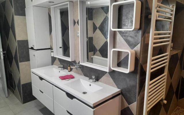 appartement familiale avec extérieur sympas pour profité du soleil