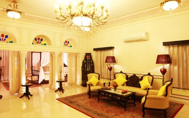 Grand Uniara – Lobby – Jaipur