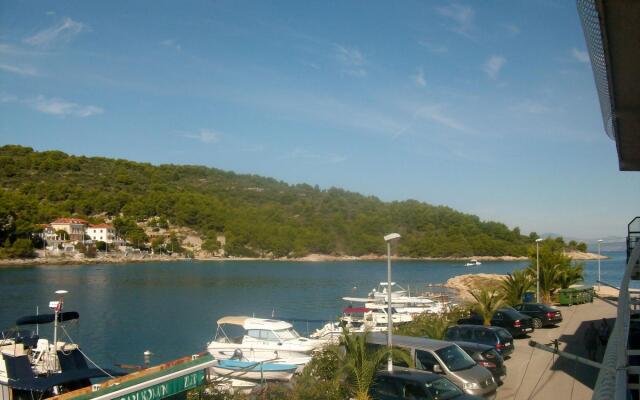 Riley - at the sea - A1-martino 1