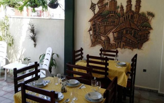 Hostal Heredia