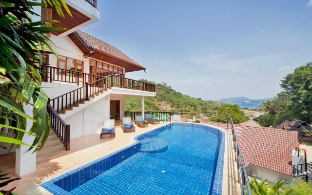 Phuket Villas at Patong Hill Estate