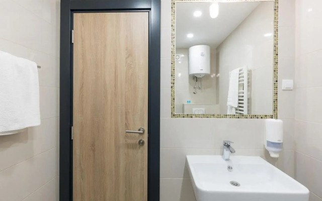 Premium Crown Suites