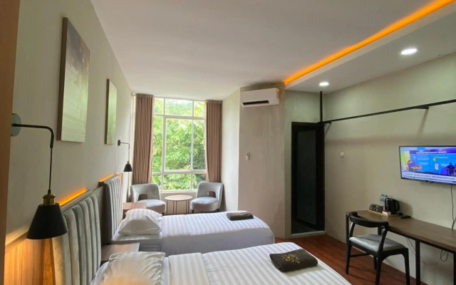 Hotel Kencana Jaya by ZUZU – Guest Rooms – Jepara