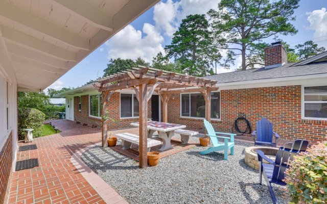 Tallahassee Vacation Rental w/ Fire Pit!