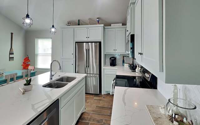 Red115 - Living the Beach Life