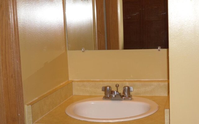 Hotel Bethel - Fort MacLeod, AB