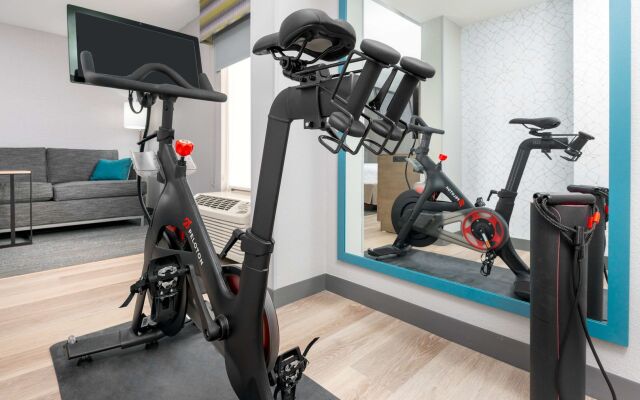 Hampton Inn Hartford/Airport