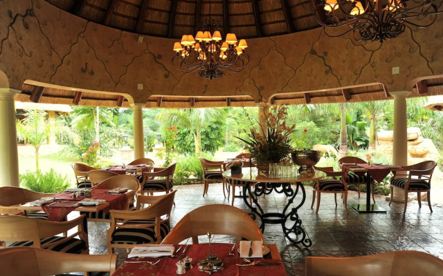 Summerfield Luxury Resort & Botanical Garden