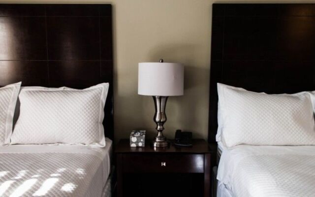 HolmeSuites Columbus Airport/DLA