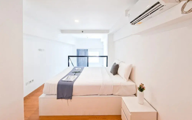 Homey Studio Loft Kingland Avenue Apartment