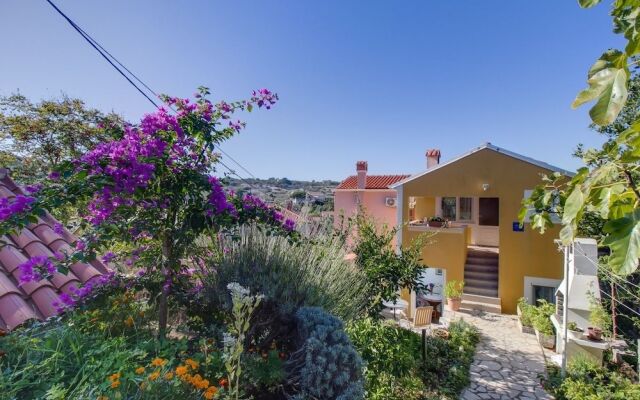 Apartment Bozena 1-2