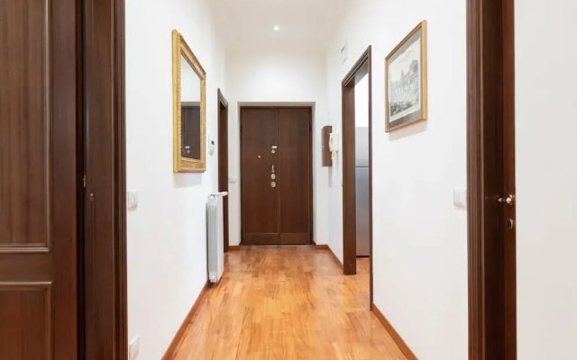 Elegant Salandra Suite