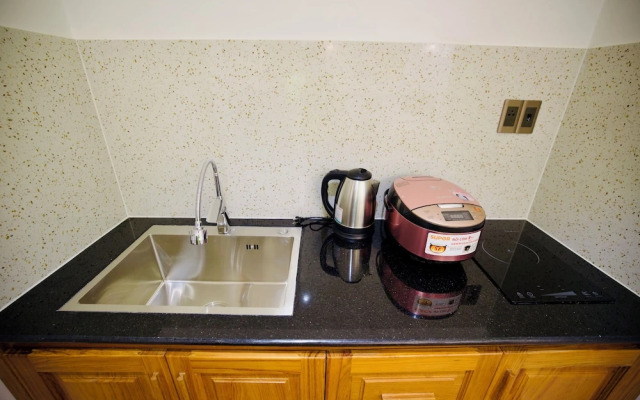 La Fleur Premium Central Apartment