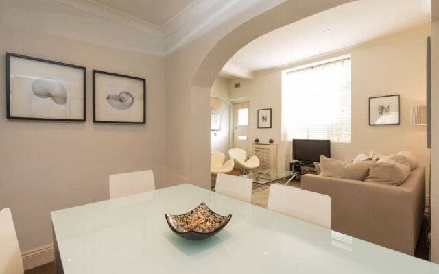 Delightful 2 Bed Apartment In The Heart Of Pimlico